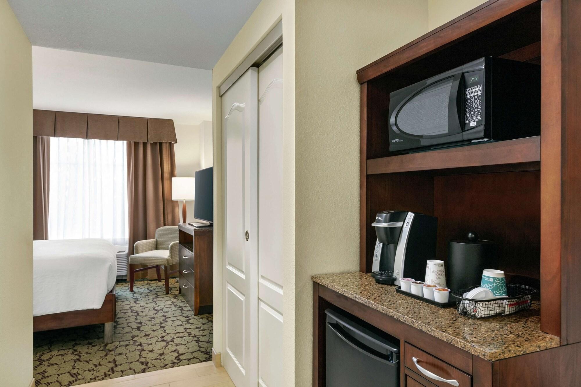 Hilton Garden Inn Wallingford/Meriden Eksteriør bilde